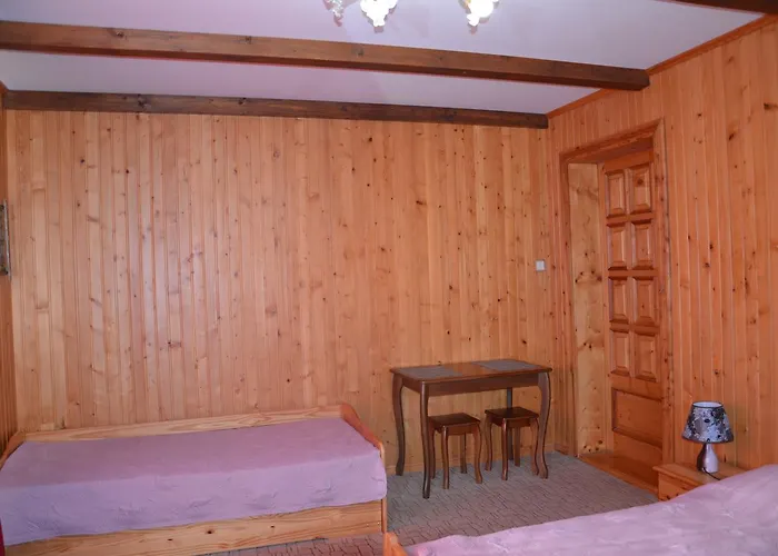 Karpatiya Konukevi *